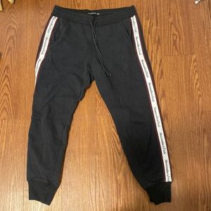 Black Abercrombie and Fitch Joggers Medium